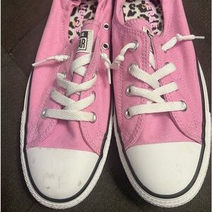 Converse women’s  size 9.5 New
